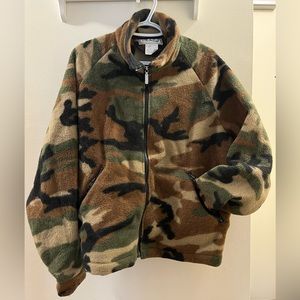 Vintage L.L. Bean camo full zip fleece